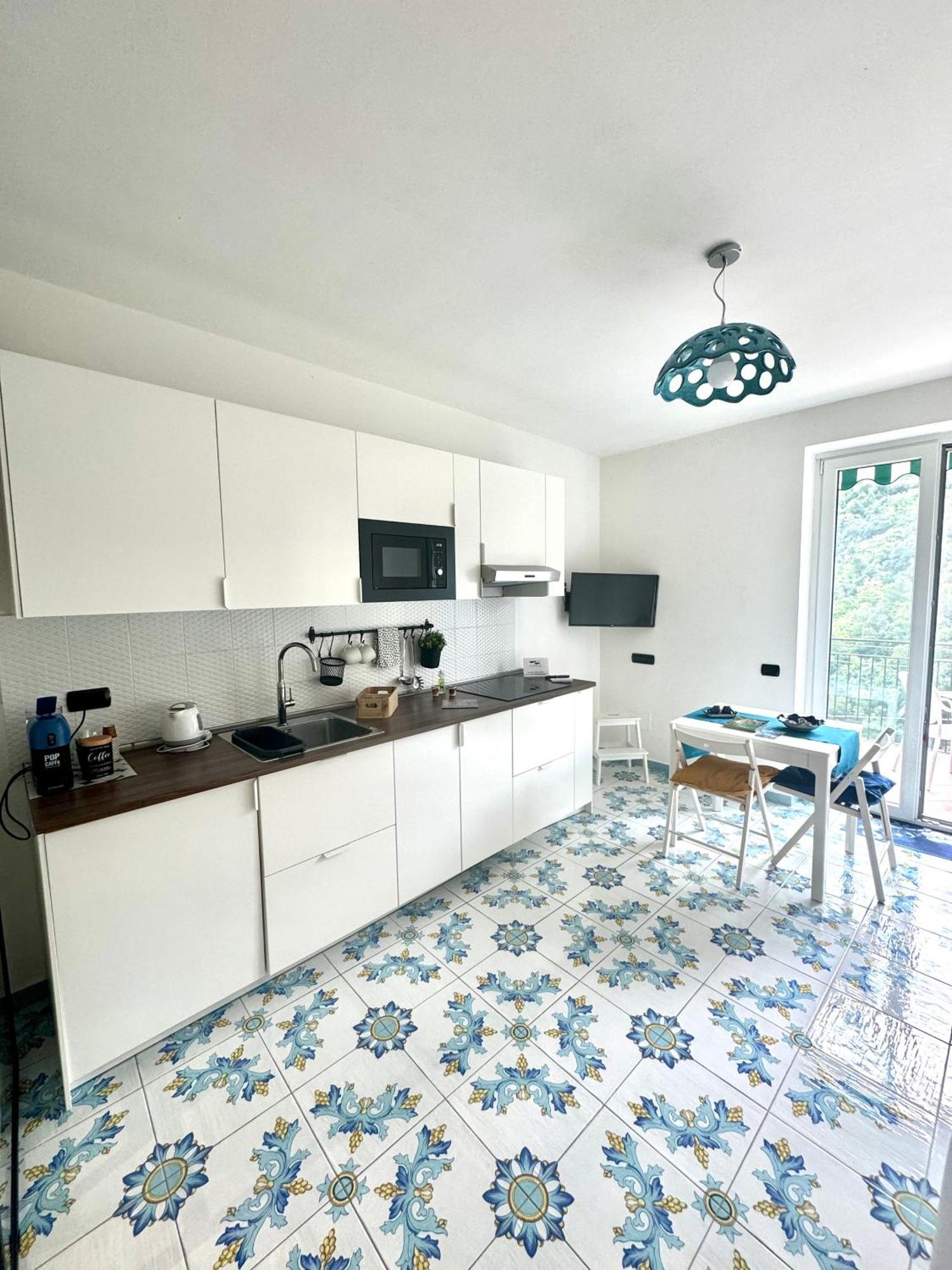 Апартаменты Panoramic Flat Amalfi Coast - Sea View 1 Виетри Экстерьер фото