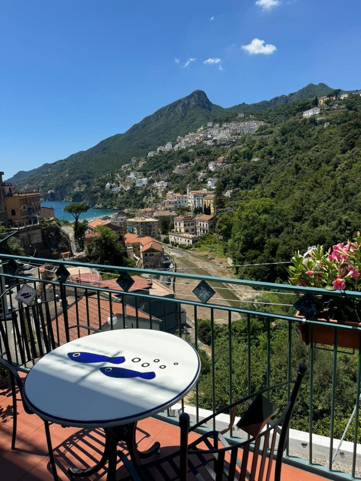 Апартаменты Panoramic Flat Amalfi Coast - Sea View 1 Виетри Экстерьер фото
