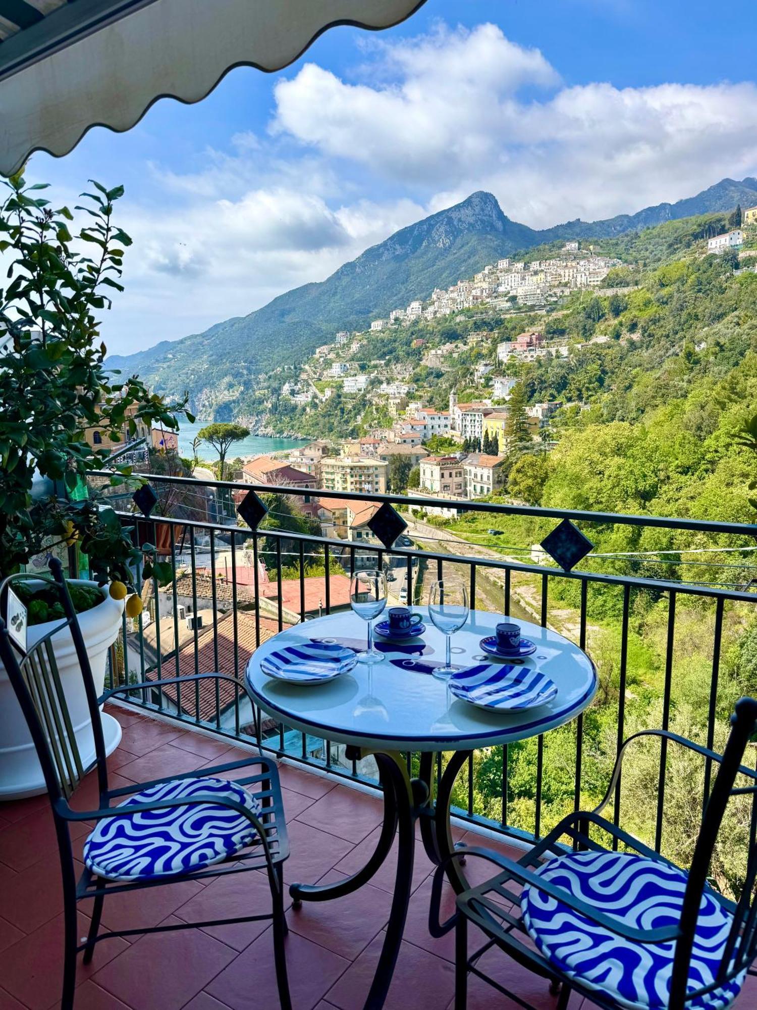 Апартаменты Panoramic Flat Amalfi Coast - Sea View 1 Виетри Экстерьер фото